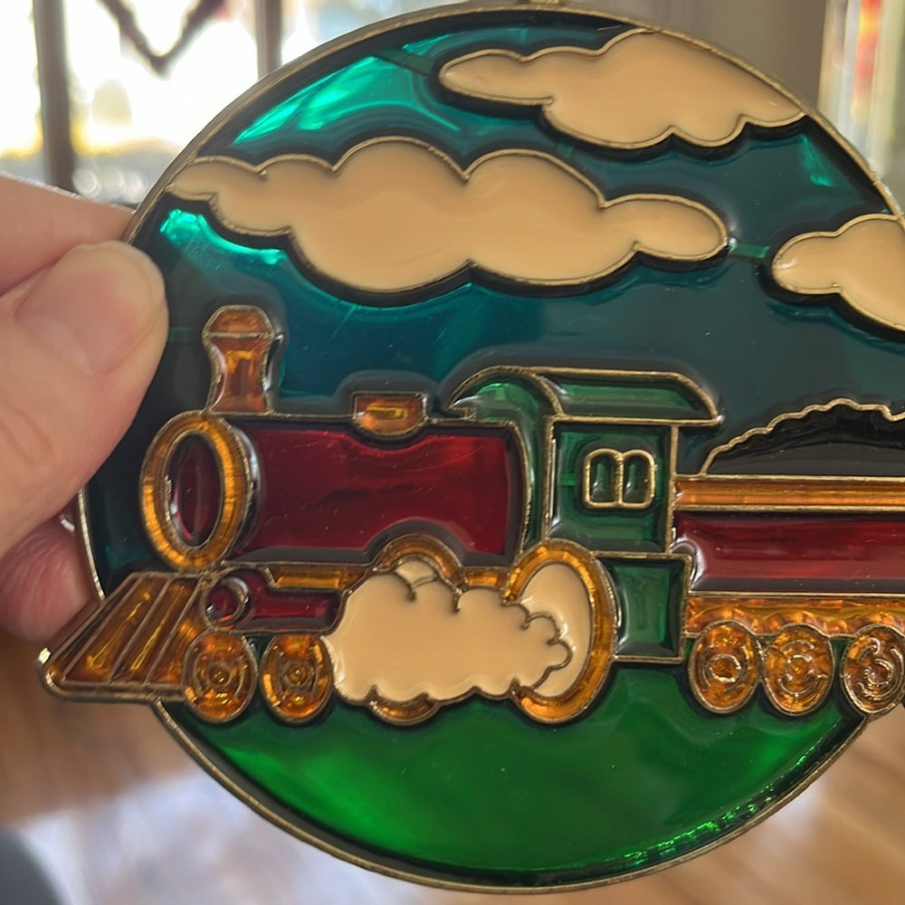 Three train themed sunbathers - Picture 2 of 4